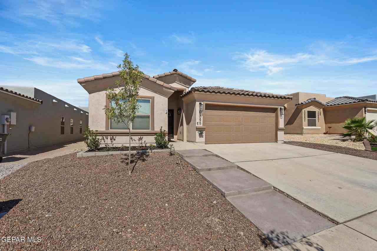 13095 Gusart Ave - Photo 4 of 38