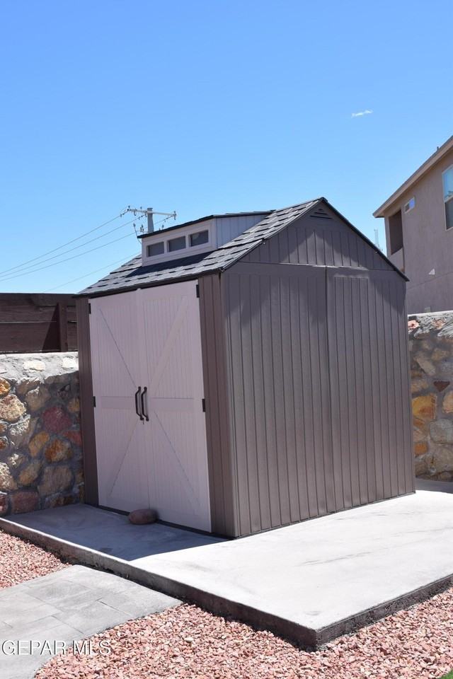 304 Playa Tronones Ave - Photo 6 of 39