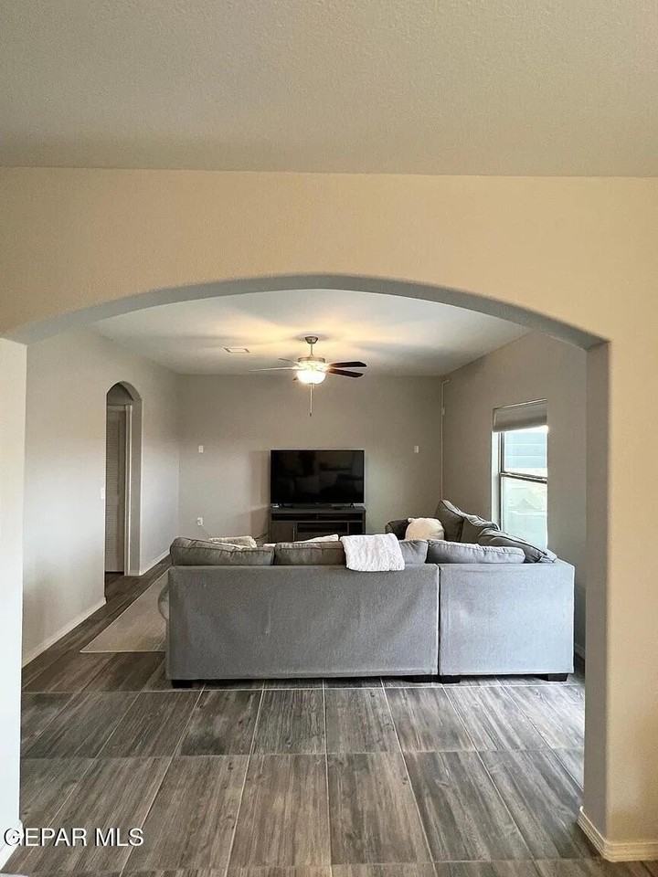 15120 Method Ave - Photo 3 of 17