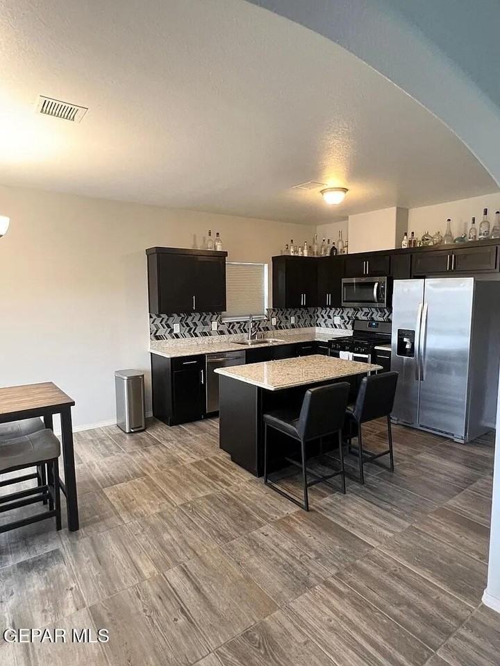 15120 Method Ave - Photo 5 of 17