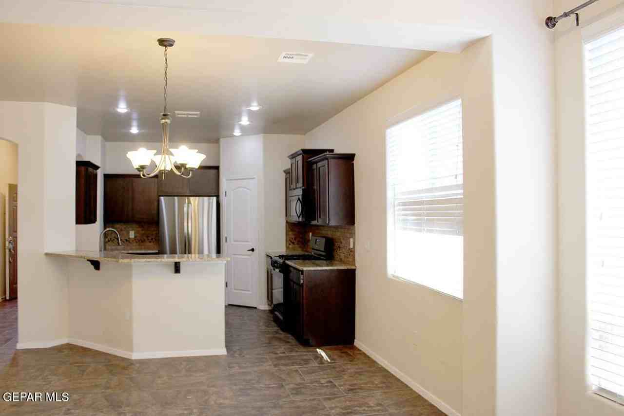 853 Blue Park Ave - Photo 3 of 25