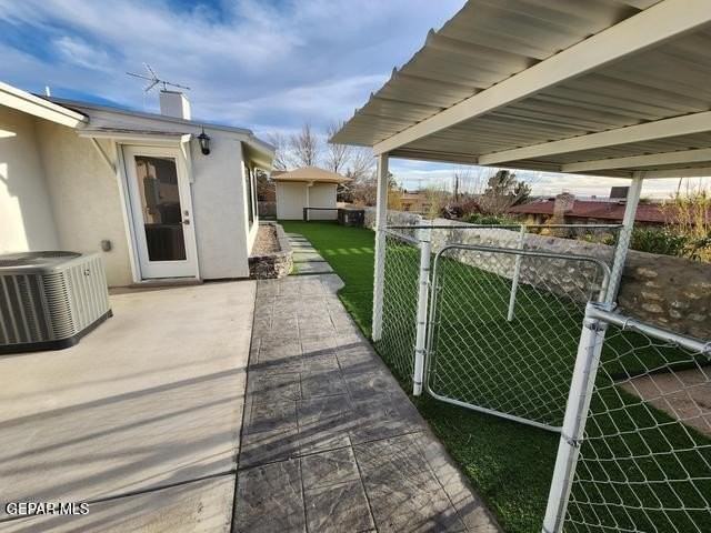 201 Vista Rio Cir - Photo 5 of 50