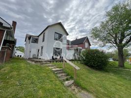 featured image of 1712 1712 Main StreetUpper