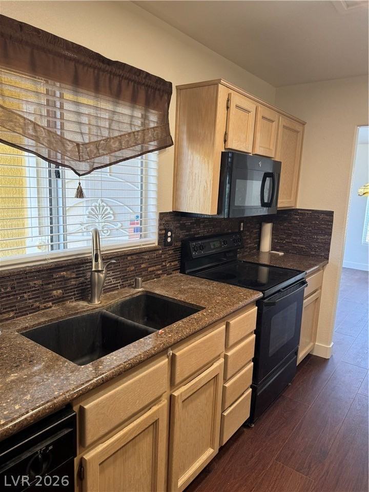 2505 Sierra Sage St - Photo 6 of 13