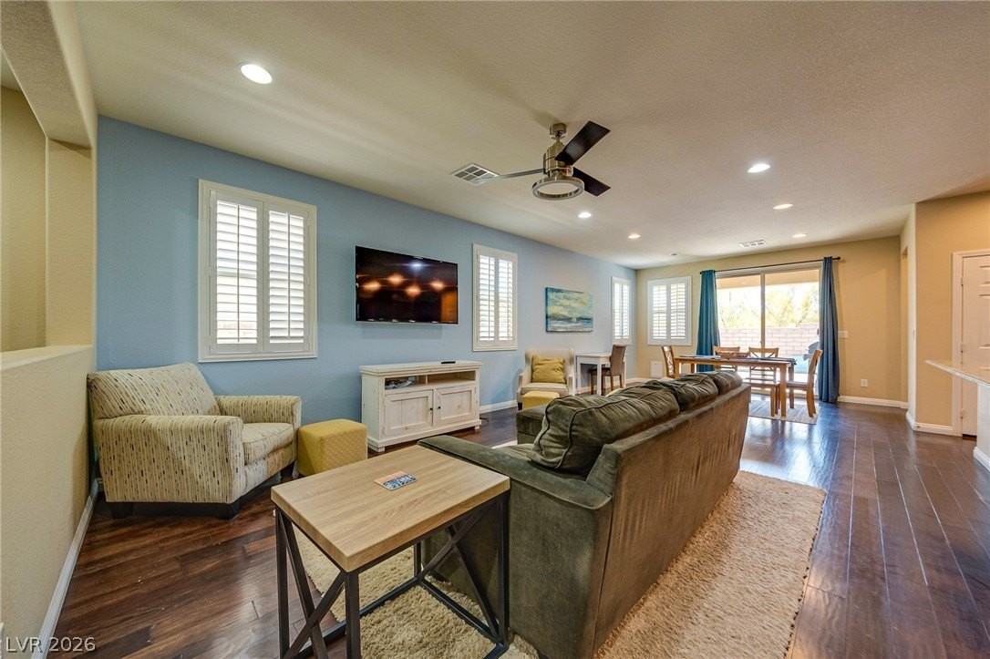 12265 Argent Bay Ave - Photo 4 of 16