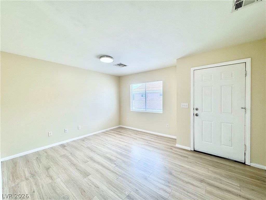 1360 Bourbon St #C - Photo 4 of 15