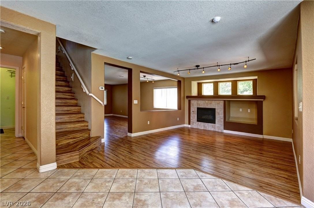 7545 Tumbling St - Photo 5 of 25