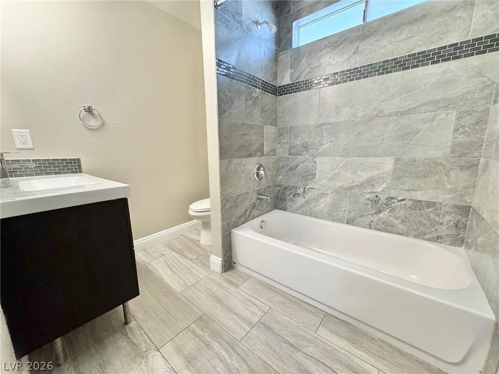 6323 Silverfield Dr - Photo 6 of 28