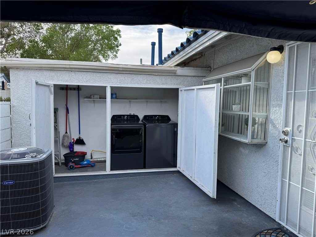 2137 Petersham Ct #D - Photo 4 of 4