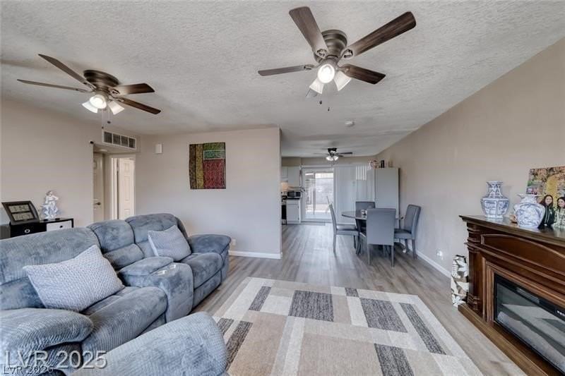 861 E Hacienda Ave - Photo 4 of 17