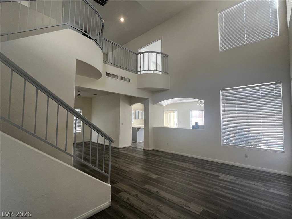 7891 Delta Oak Ct - Photo 6 of 37