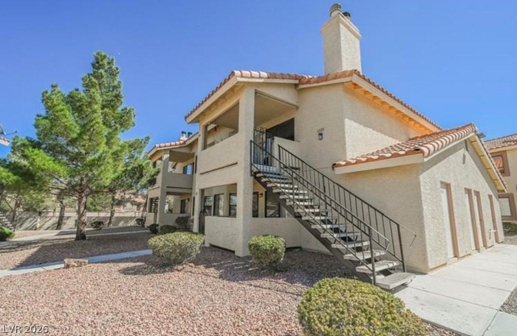 1205 N Buffalo Dr #202 - Photo 2 of 19