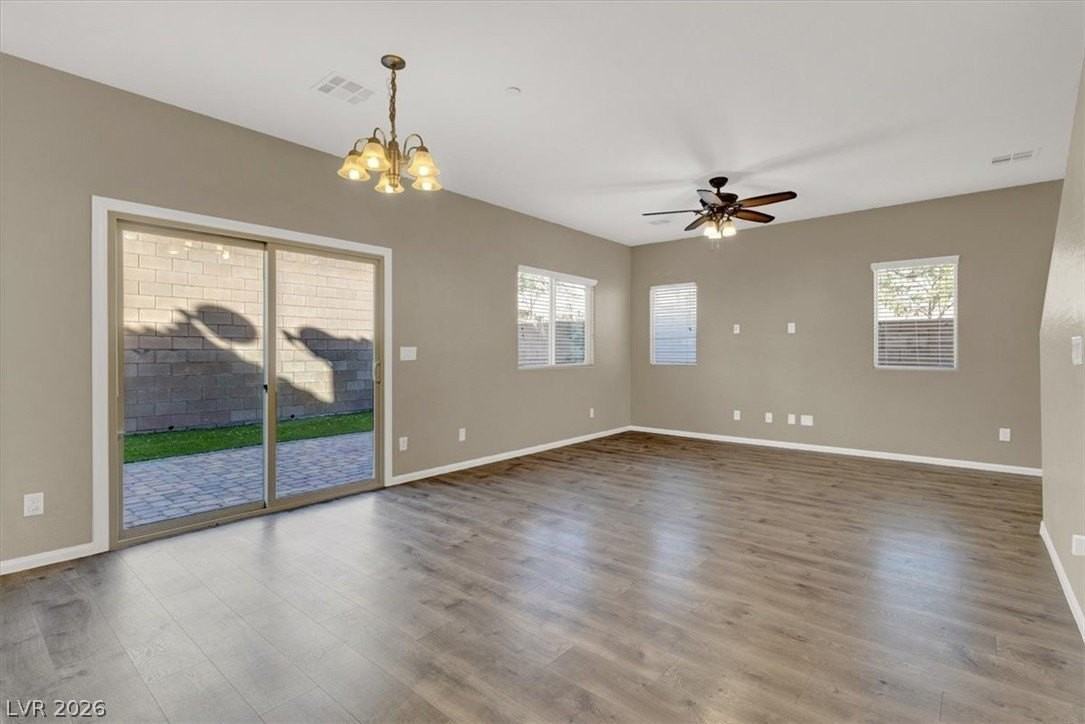 7609 Reveal Ct - Photo 4 of 33