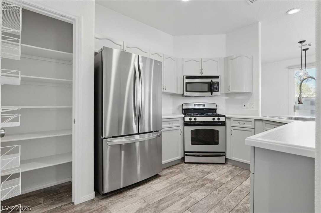 1193 Stormy Valley Rd - Photo 5 of 24