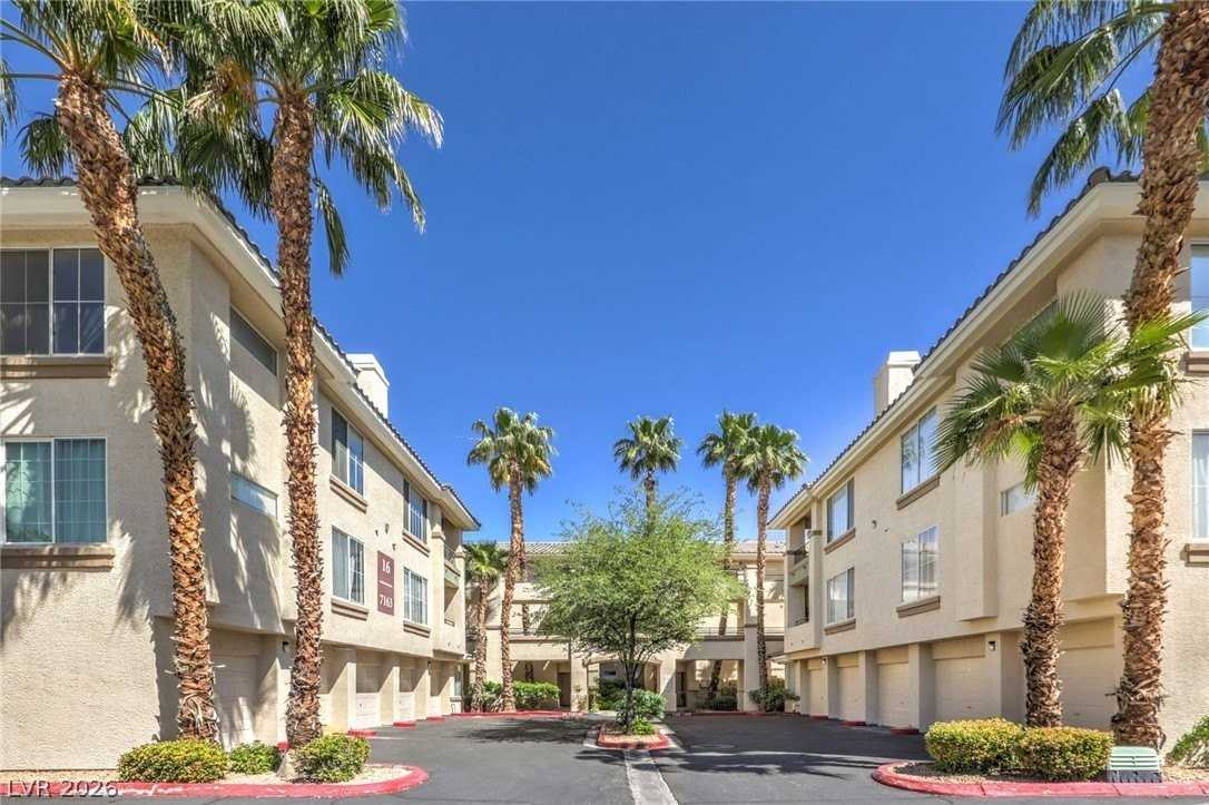 7163 S Durango Dr #102 - Photo 3 of 31