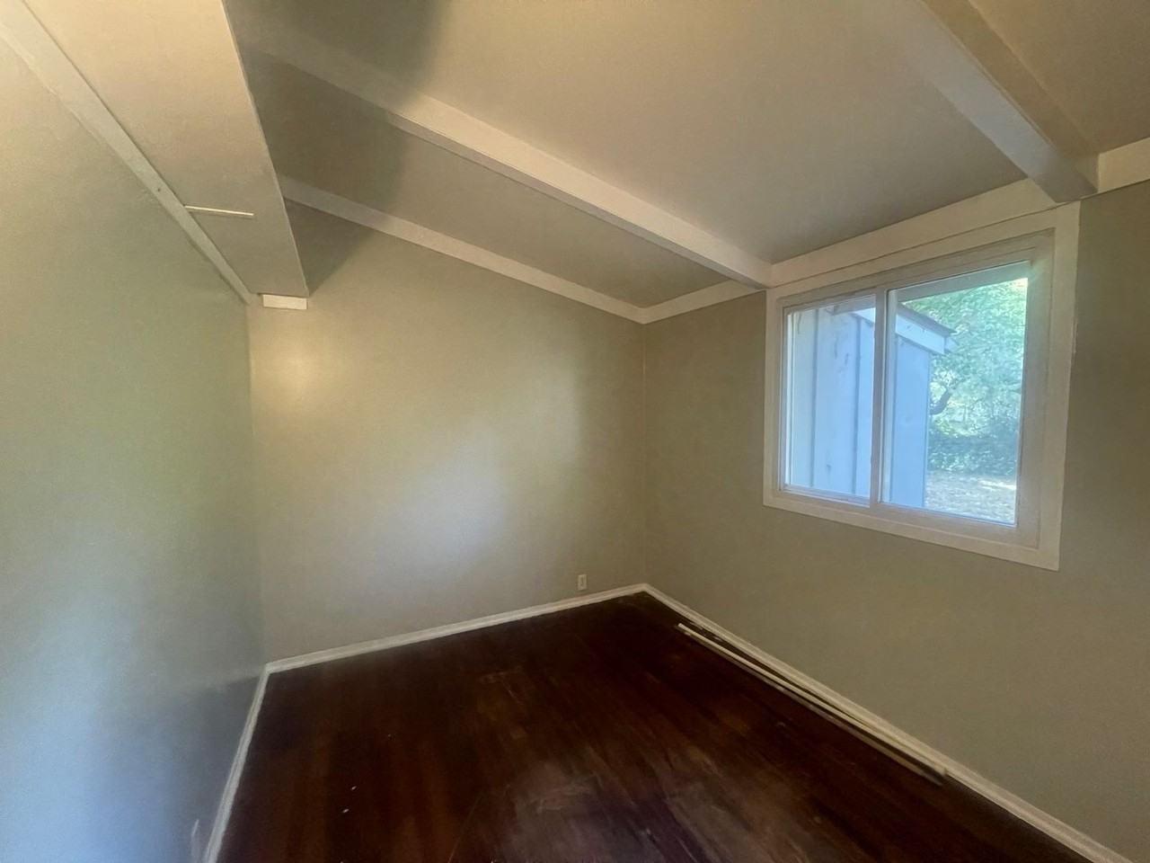 212 S Emerald Ln - Photo 6 of 12