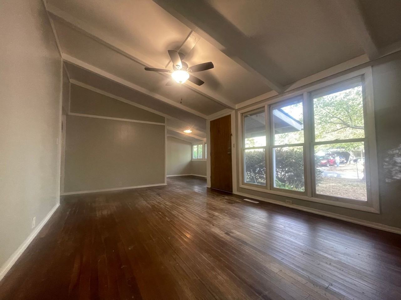 212 S Emerald Ln - Photo 6 of 12