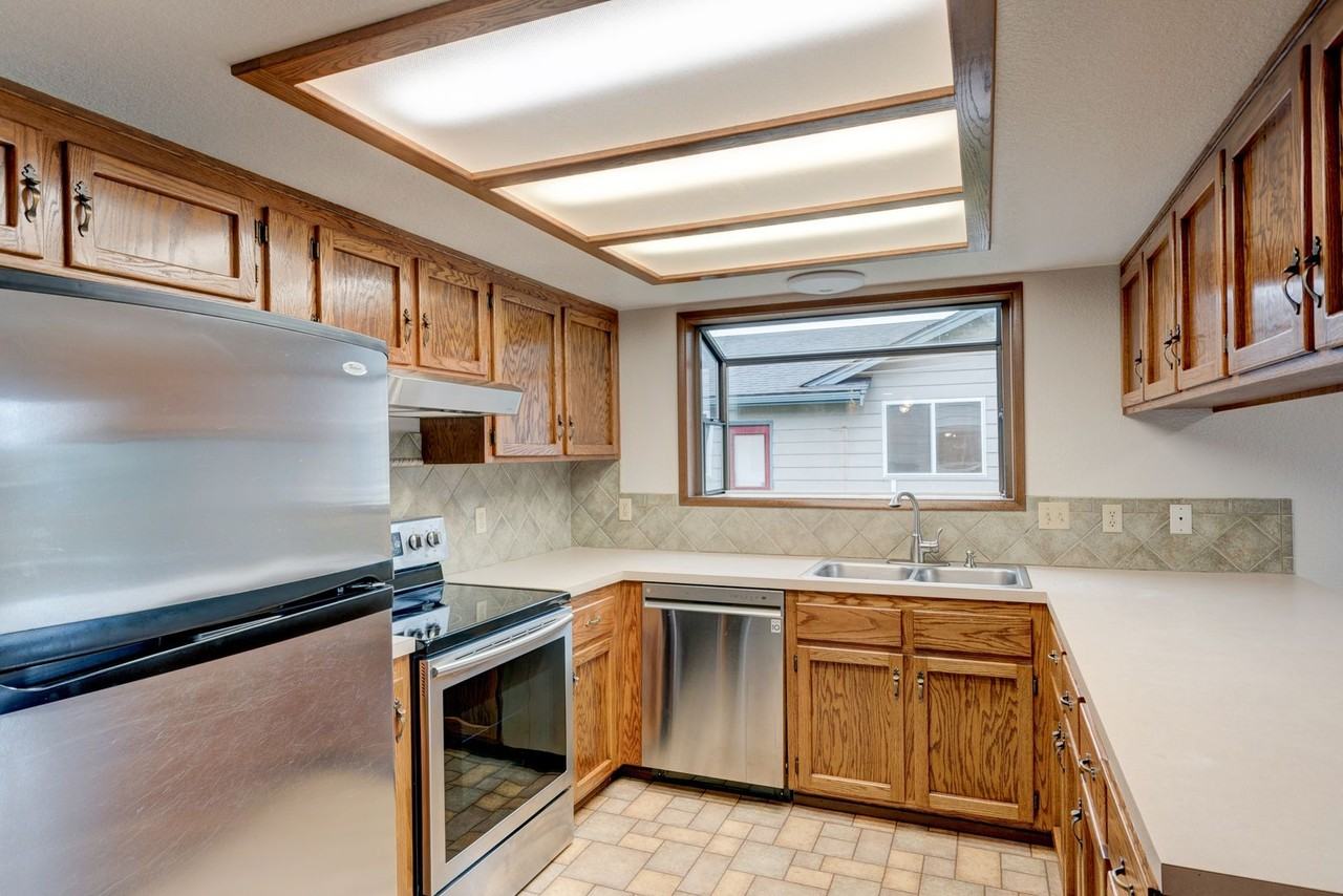 535 Nw 7th Ave - Photo 2 of 21