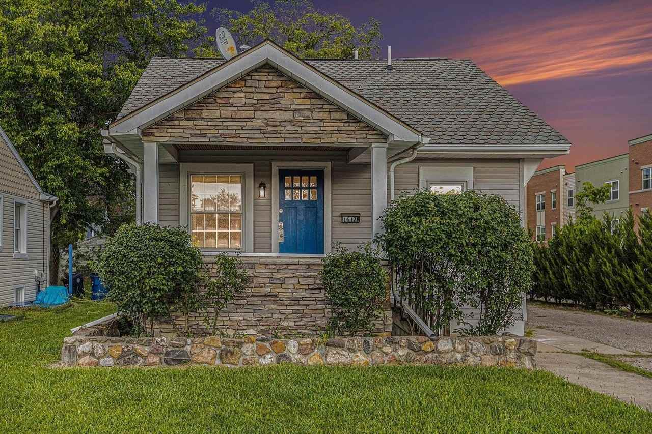 1517 S State St - Photo 3 of 34