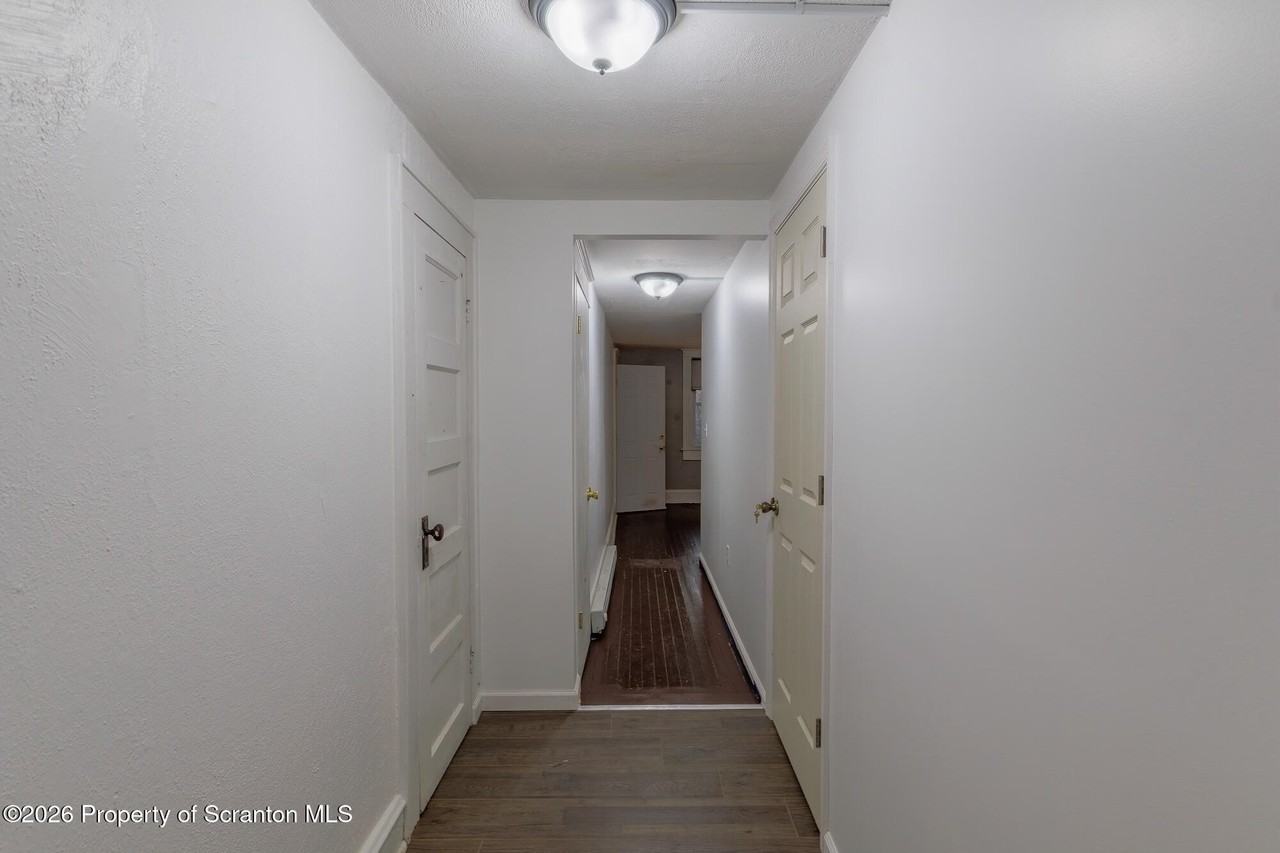 623 E Elm St #1 - Photo 7 of 15