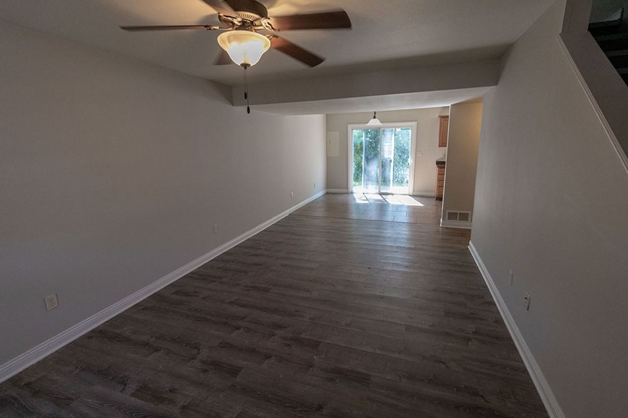 4700 Dehaven Dr - Photo 4 of 39