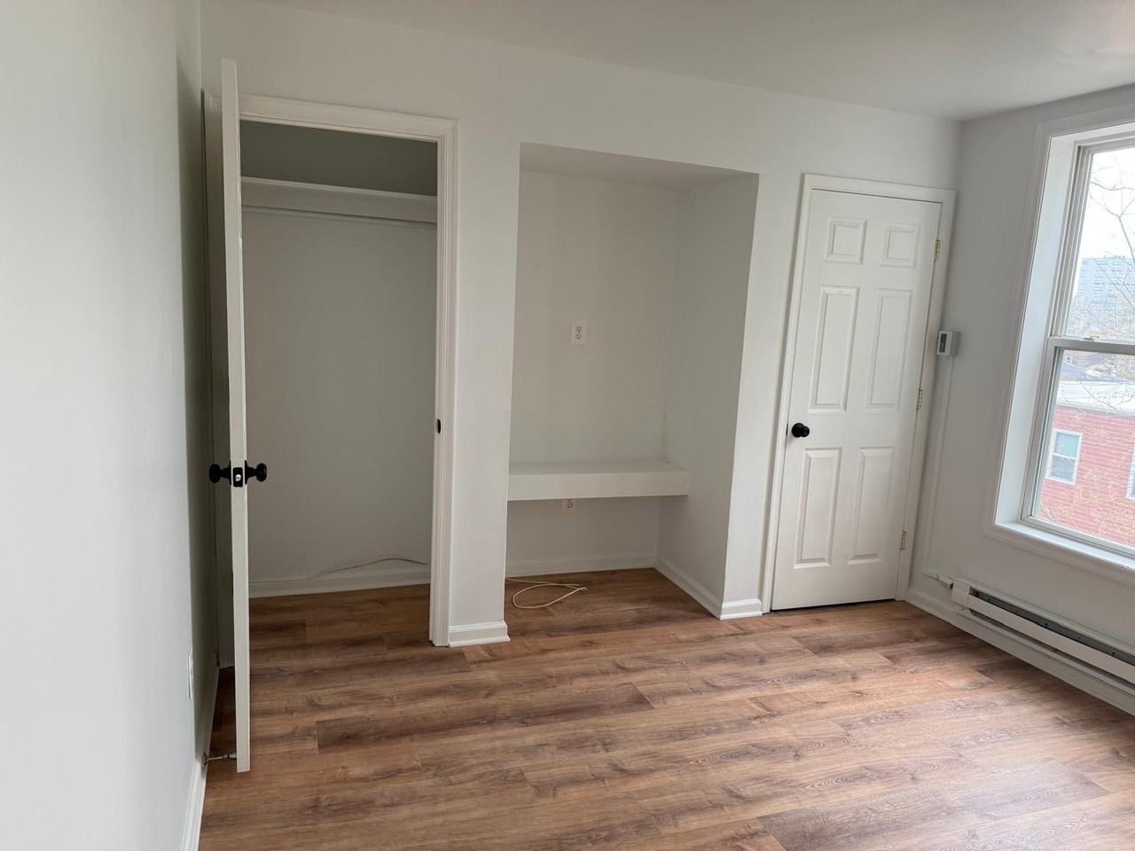 439 W Bringhurst St #3