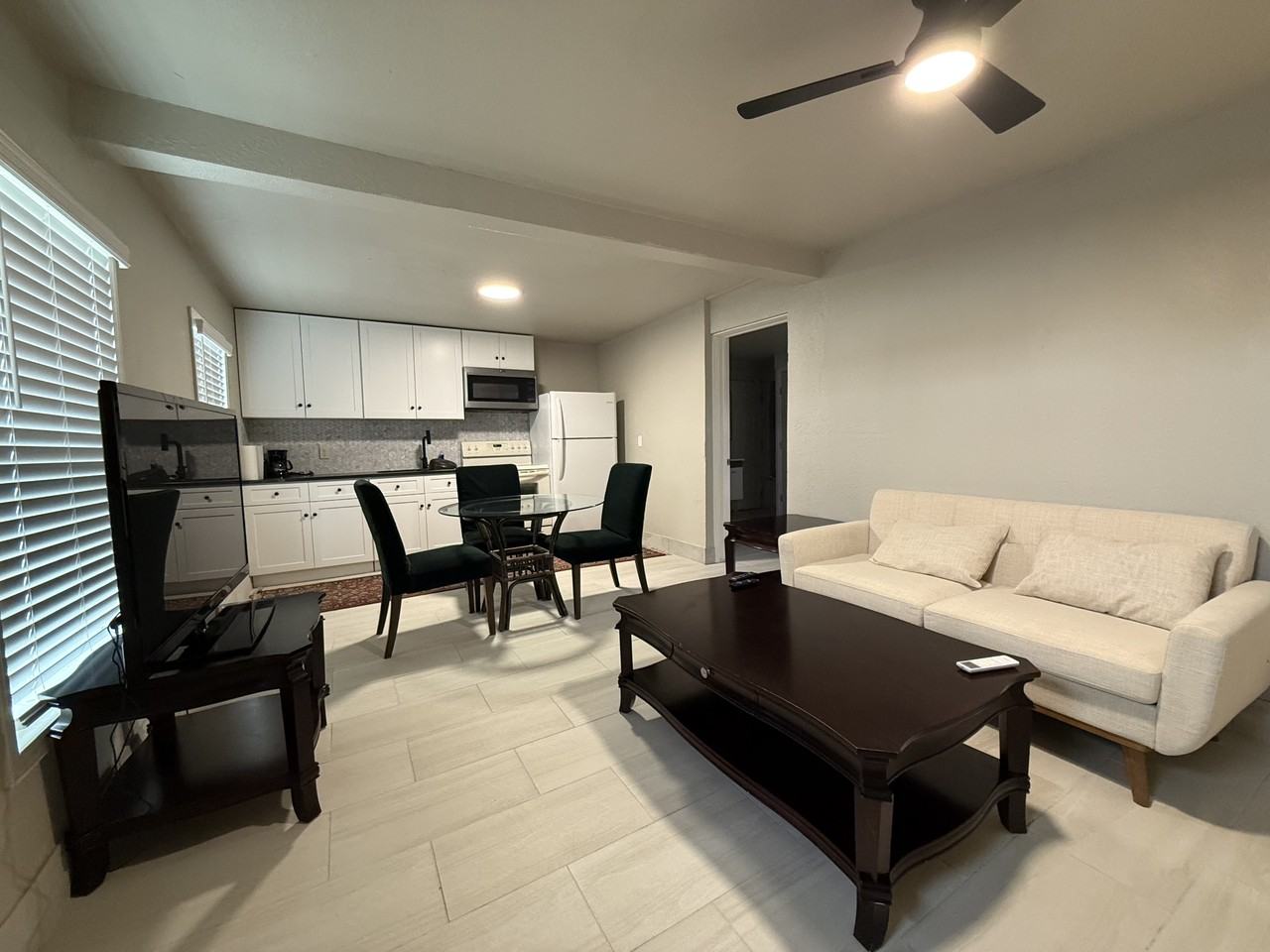 3100 Thomas Ave #1 - Photo 3 of 4