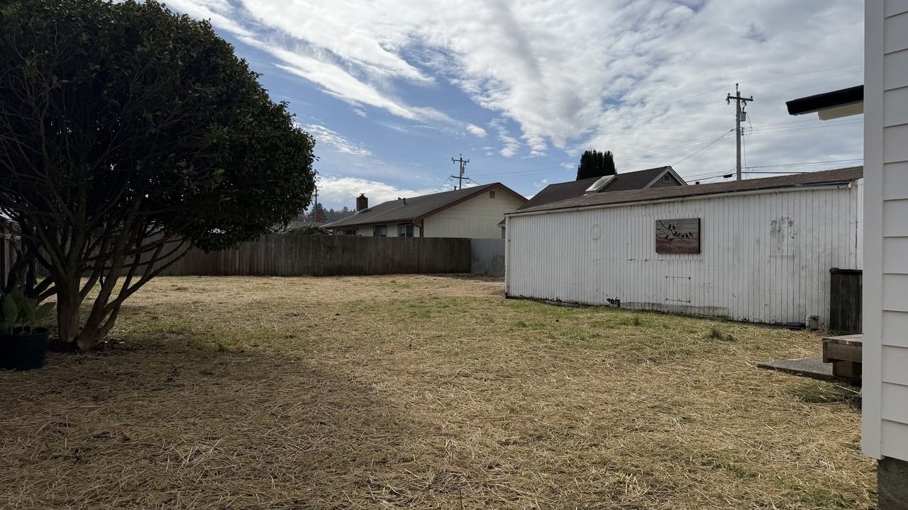 3614 Pennsylvania Ave #1 - Photo 3 of 10