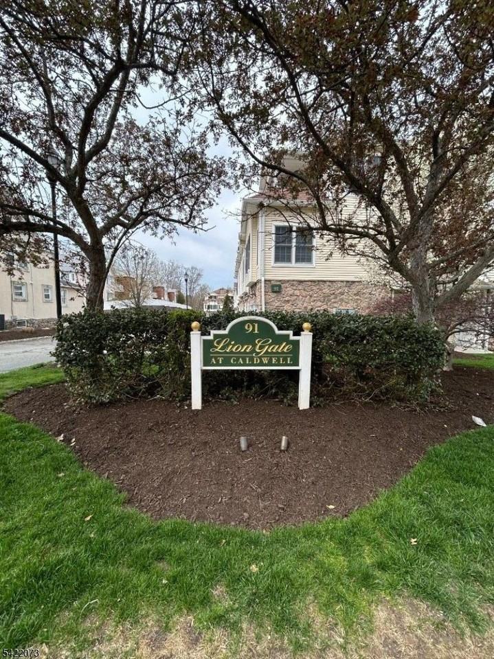 91 Roseland Ave #A8 - Photo 2 of 34