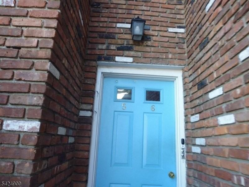 55 Schuyler Ave #6 - Photo 5 of 15