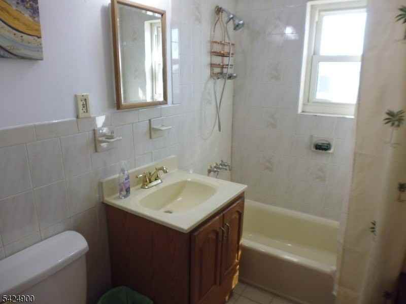 55 Schuyler Ave #6 - Photo 6 of 15