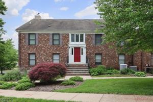 featured image of 4 Sunrise Dr