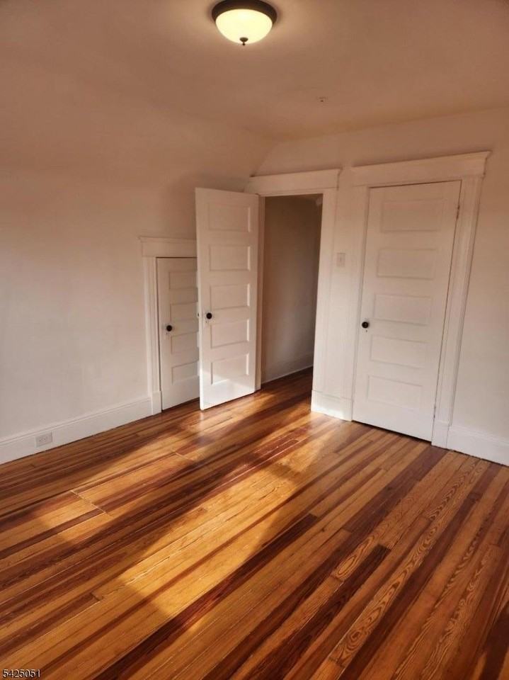 42 Duer Pl #1 - Photo 7 of 11