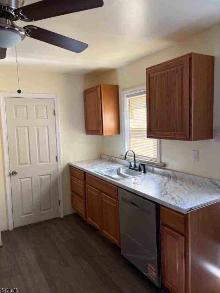 7 Filmore St #2 - Photo 5 of 14