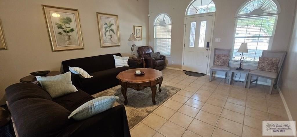 4951 Daffodil Dr - Photo 4 of 18