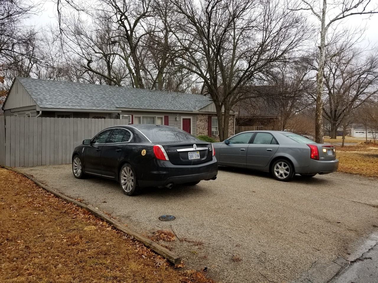 2416 Sw Morningside Rd - Photo 2 of 19