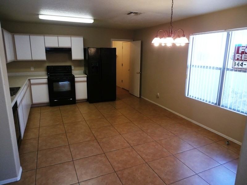 6211 S Avenue De La Chandelle - Photo 3 of 12