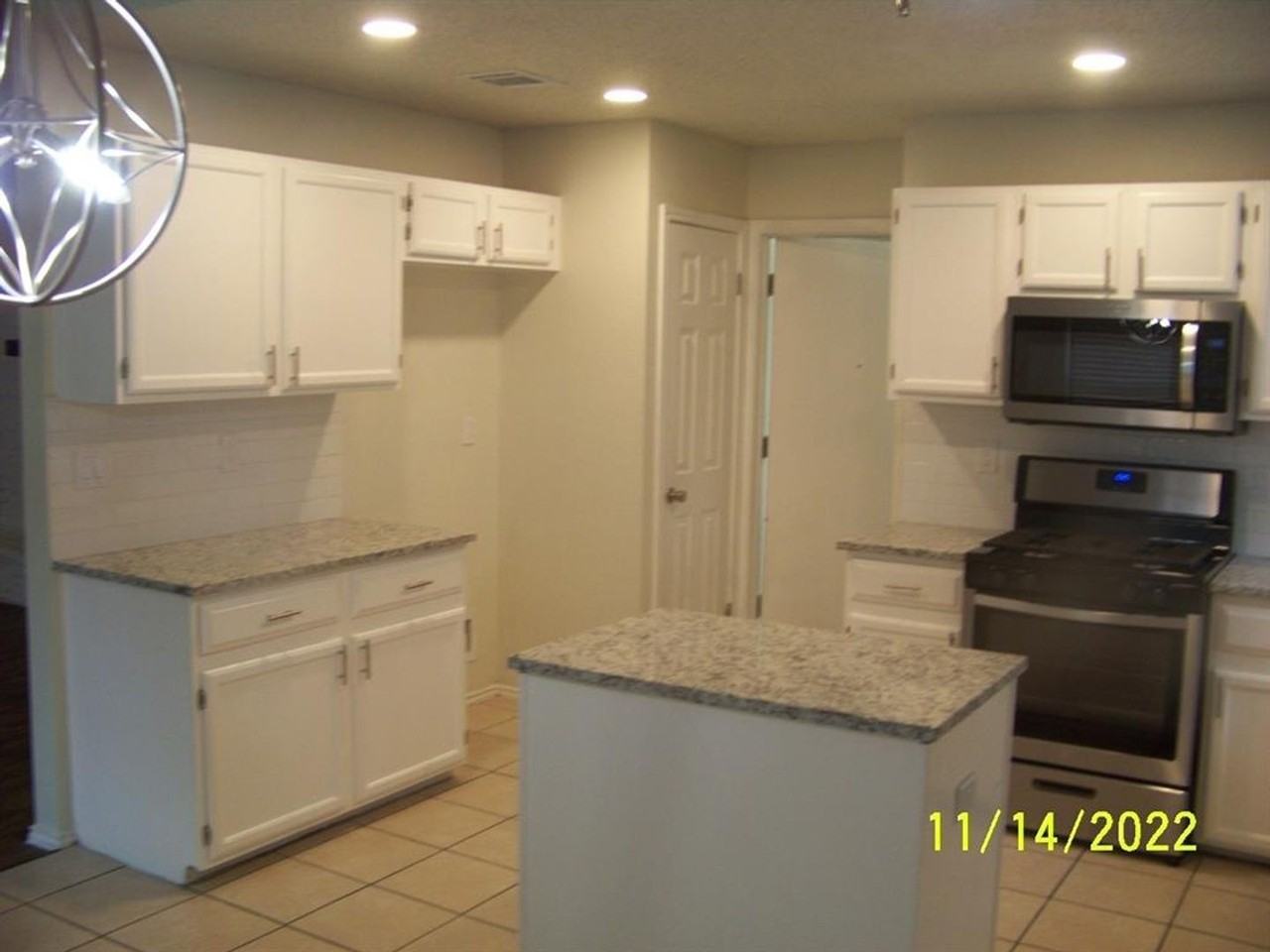 11922 Meadowfire Dr - Photo 3 of 5