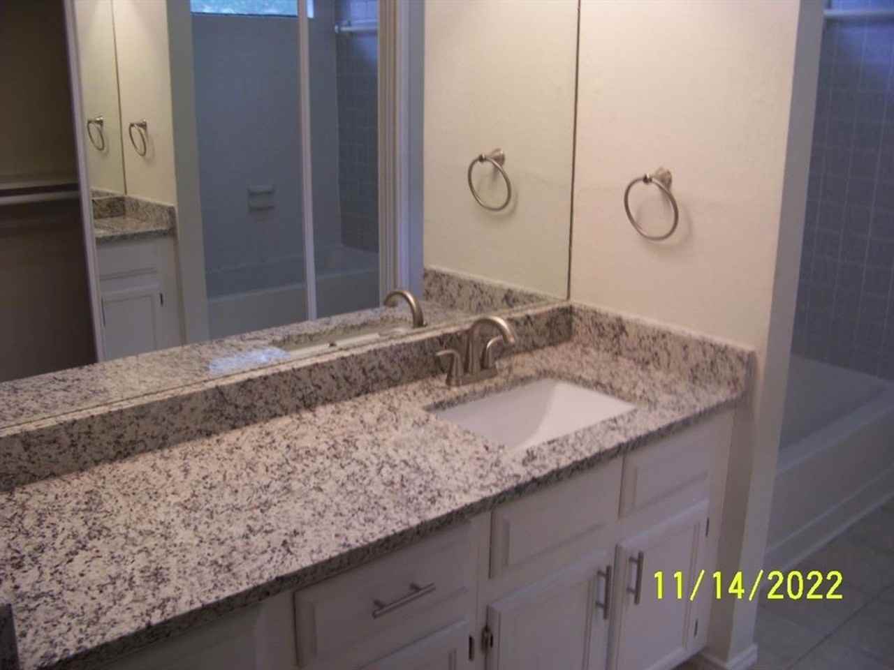 11922 Meadowfire Dr - Photo 4 of 5