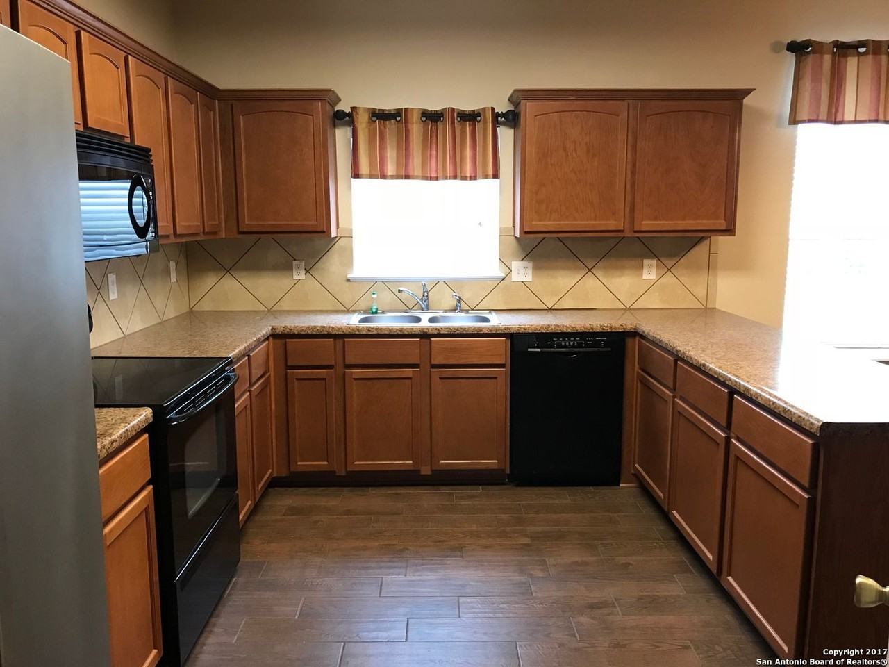 12214 Painted Daisy - Photo 3 of 16