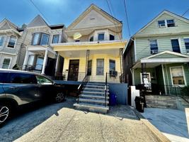 featured image of 183 Fairview Ave #1