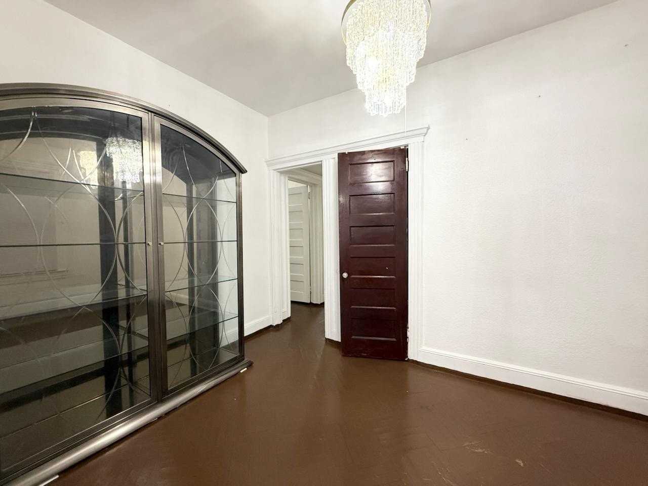 183 Fairview Ave #1 - Photo 4 of 13