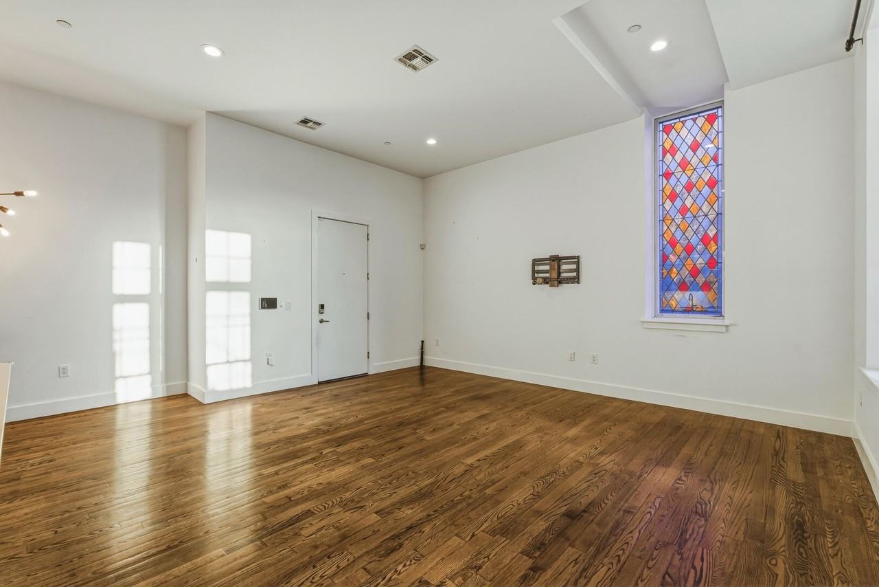 304 Pavonia Ave #102A - Photo 6 of 25