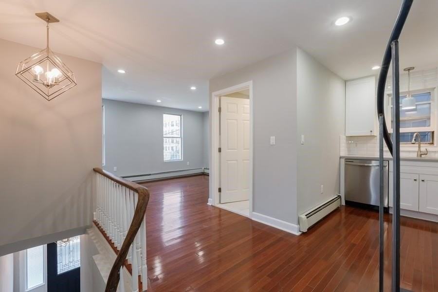 505 Palisade Ave #2 - Photo 3 of 23