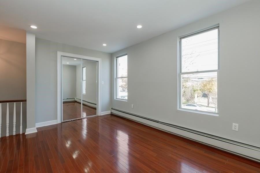 505 Palisade Ave #2 - Photo 4 of 23