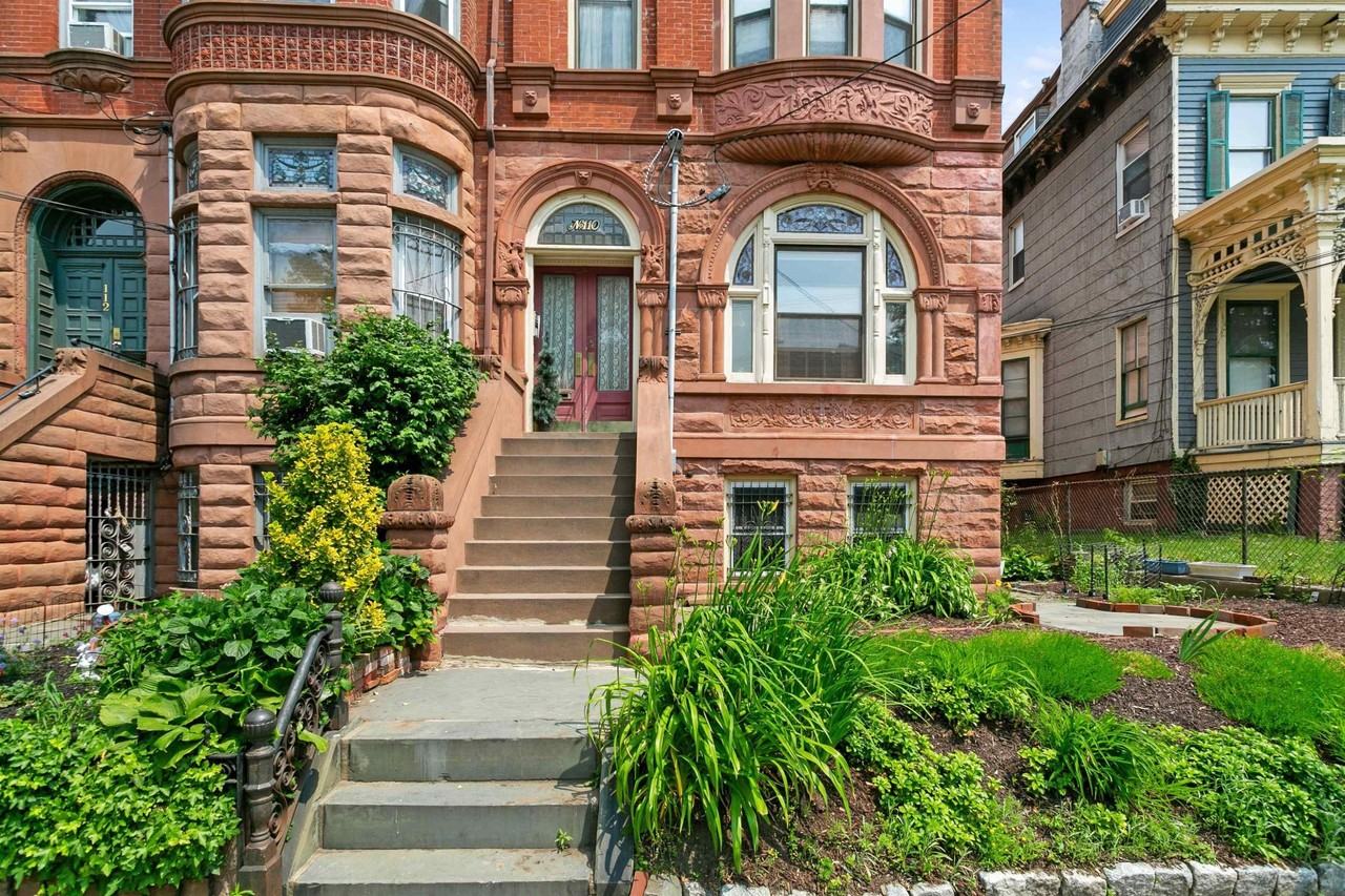 110 Summit Ave #G - Photo 3 of 25