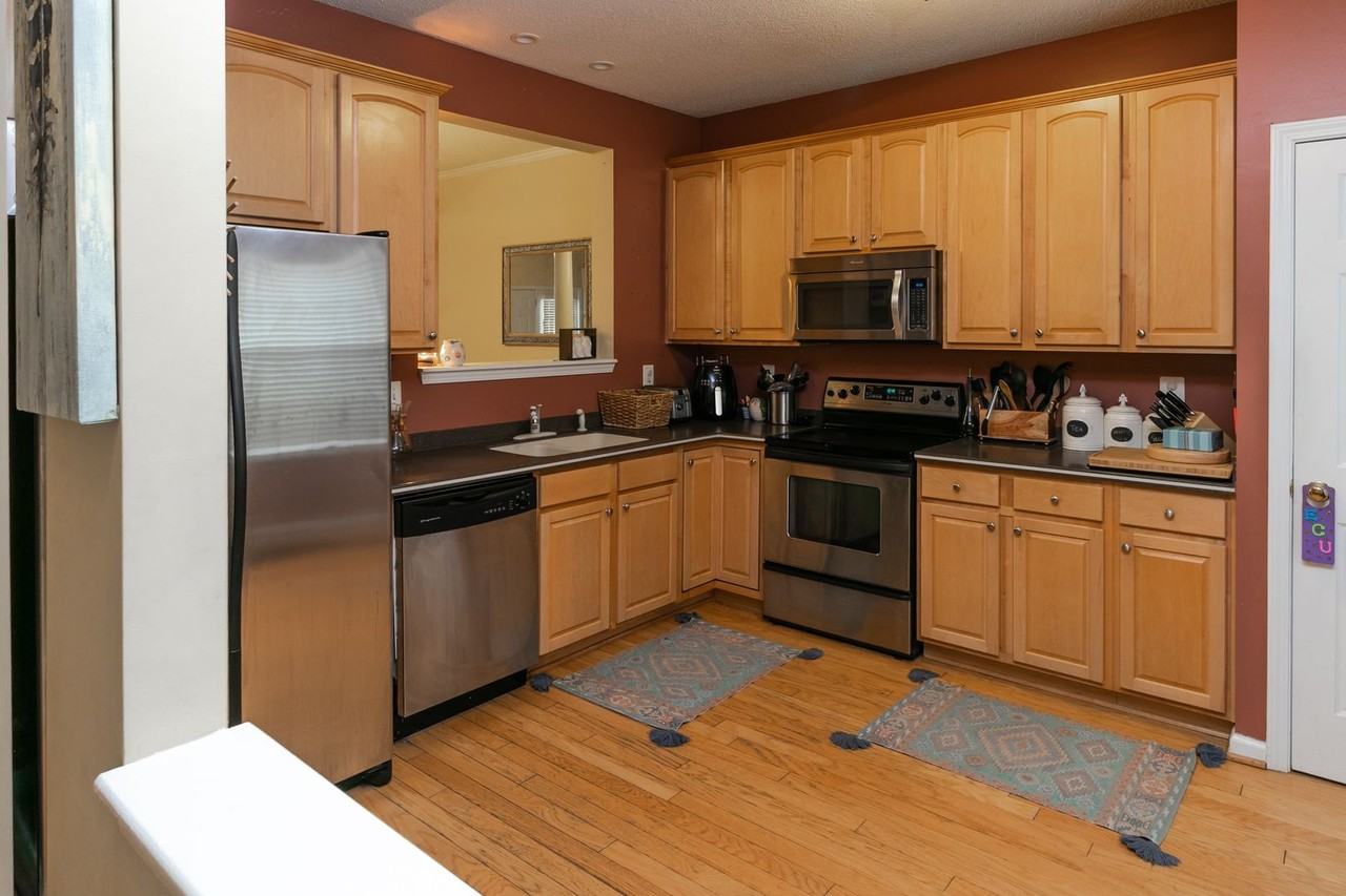 2414 Gaheris Ct - Photo 5 of 25