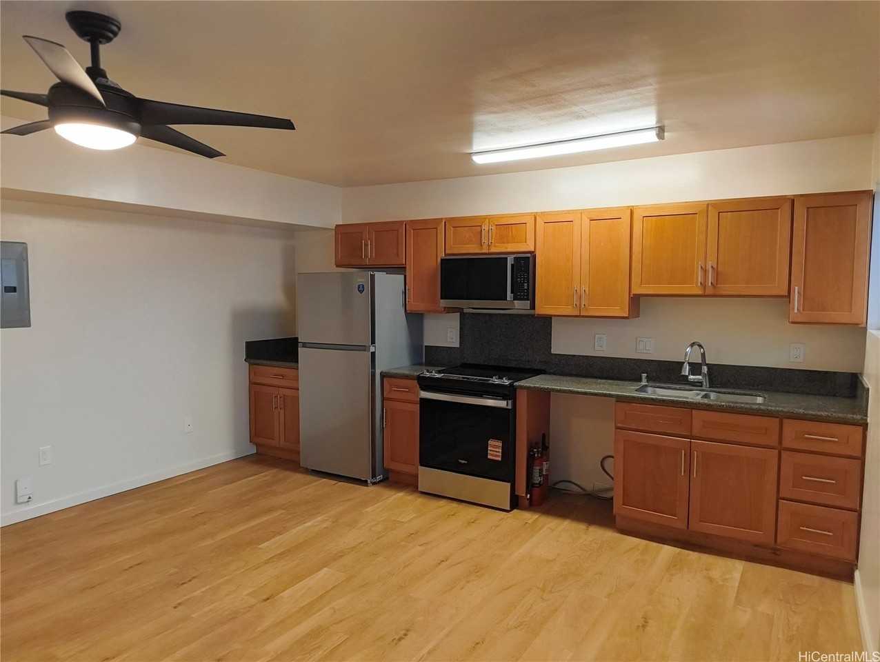 1510 Liholiho St #3 - Photo 3 of 8