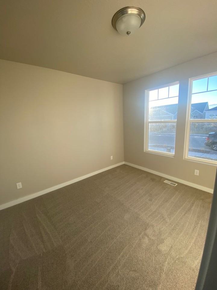 6620 N Salt Creek Peak - Photo 4 of 15