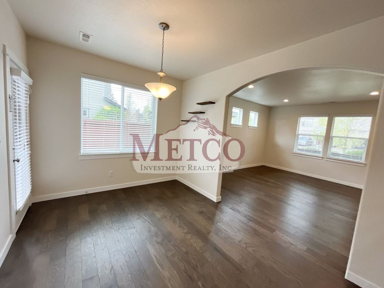 32902 E Mckenzie St - Photo 7 of 23